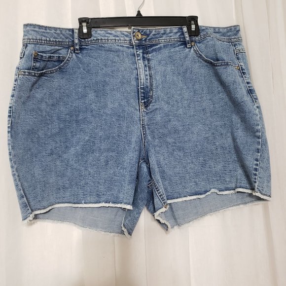 Est.1948 Denim Stretch Jean Shorts Frayed Ham NWT - Picture 1 of 5